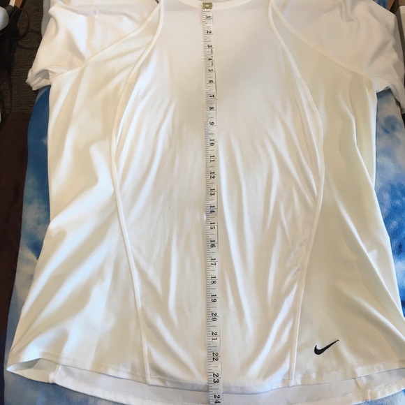 White Nike athletic top - Picture 6 of 7